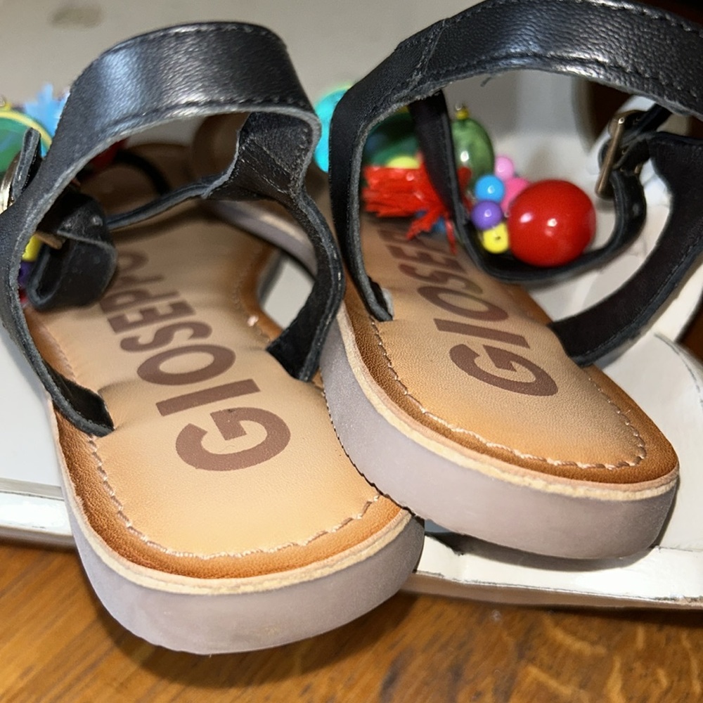 Gioseppo Abrams Flat Sandals View 6